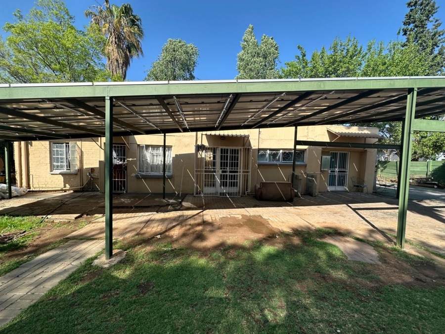 11 Bedroom Property for Sale in Park West Free State